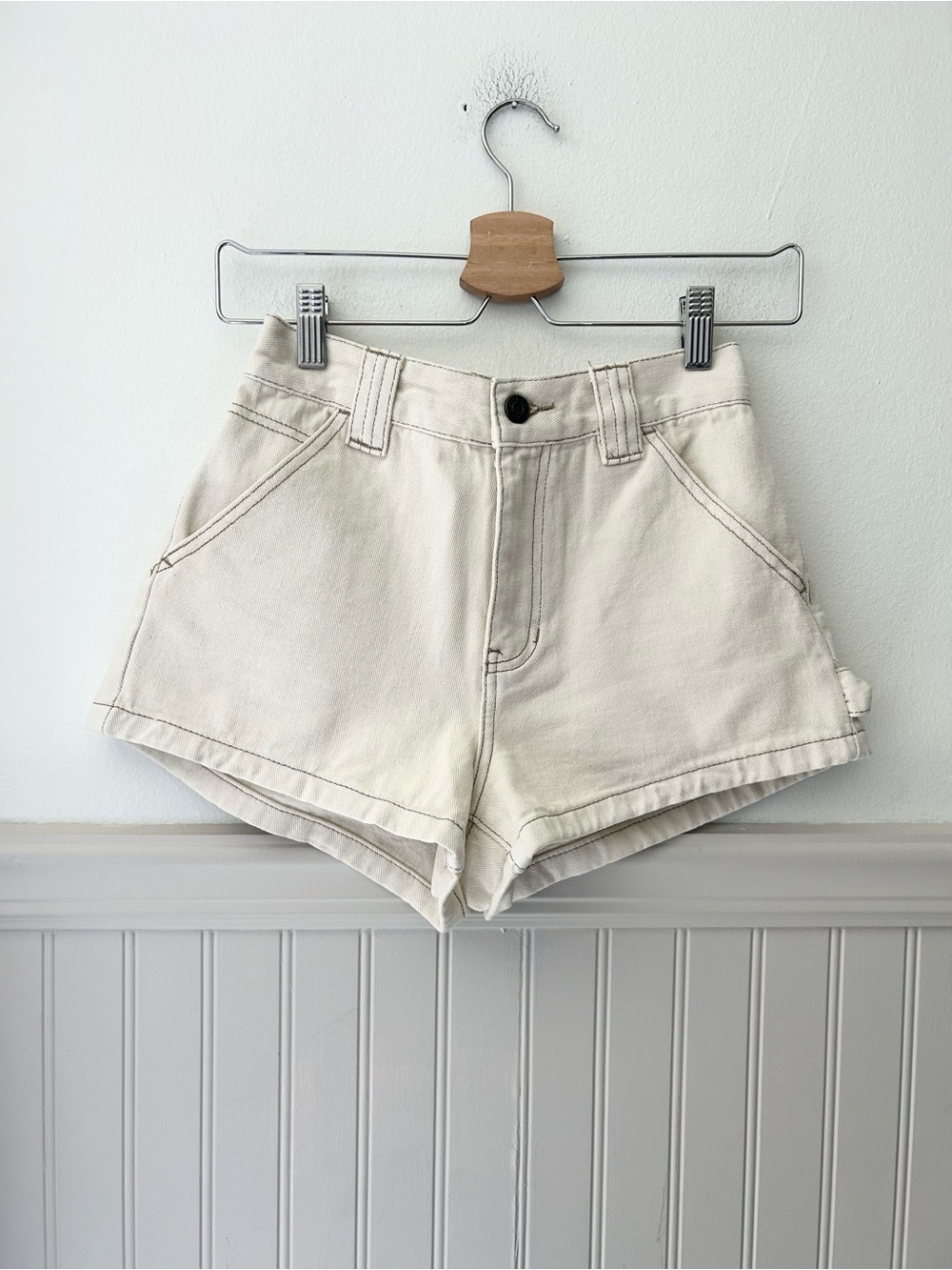 PacSun Size 24 Cream High-Rise Cargo Denim Shorts